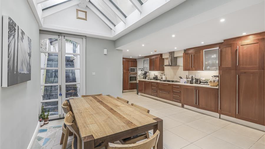 Kitchen/Dining Room